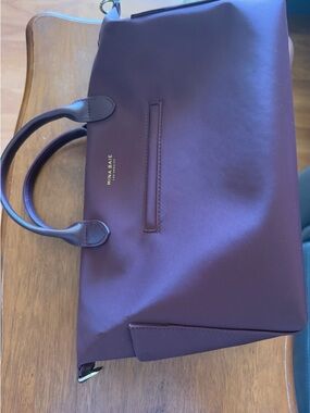 Mina Baie Nylon Mini Emmy in Bordeaux